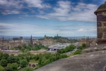 Von Edinburgh Castle hinunter zum Scott Monument
